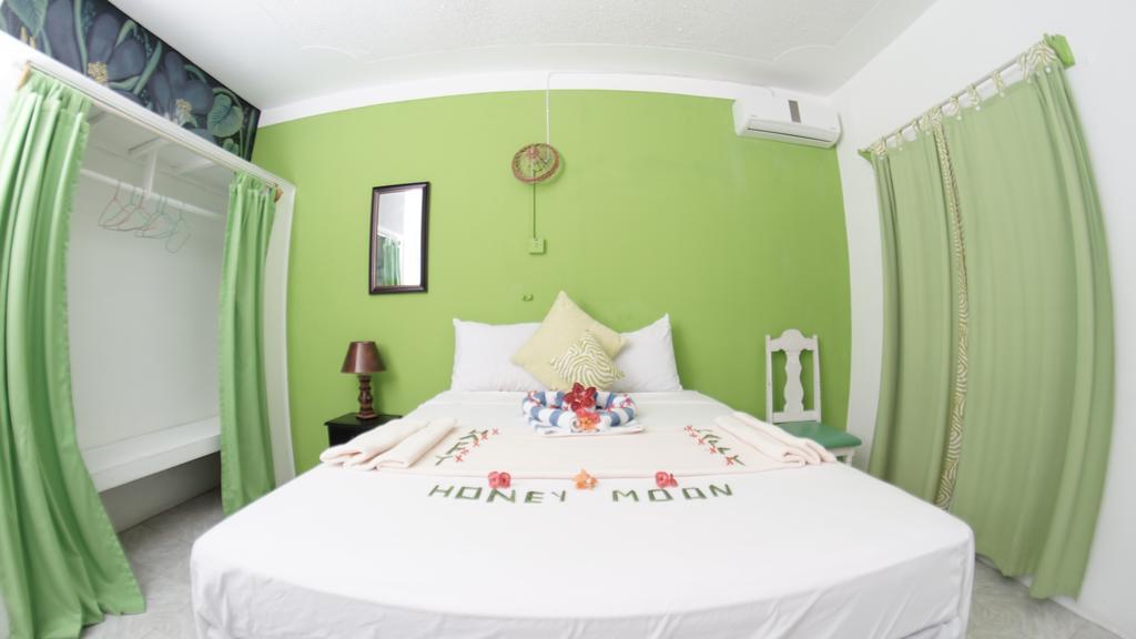 Hotel Bourbon Beach Jamaica Negril Exterior foto